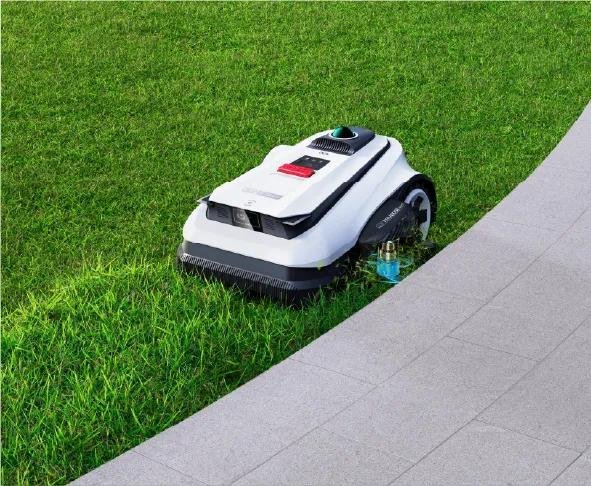 GOAT A2000 LiDAR PRO Robot Lawn Mower - Image 2