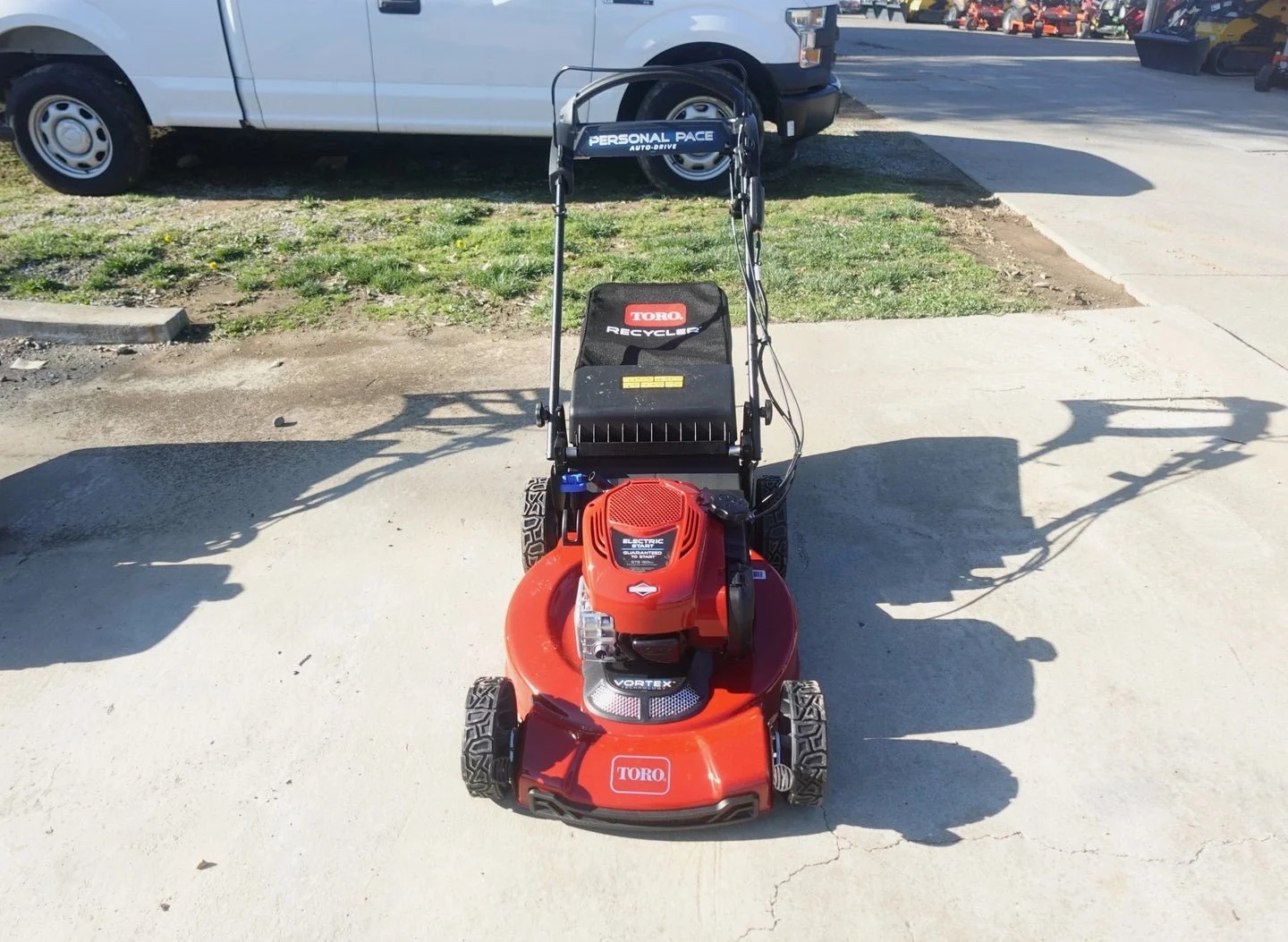 Toro 22″ Electric-Start Recycler Personal Pace Self-Propelled Gas Lawn Mowers. - Image 5
