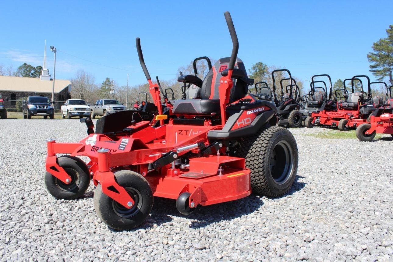 Safford Equipment Gravely ZT HD Zero Turn Mower - Image 3