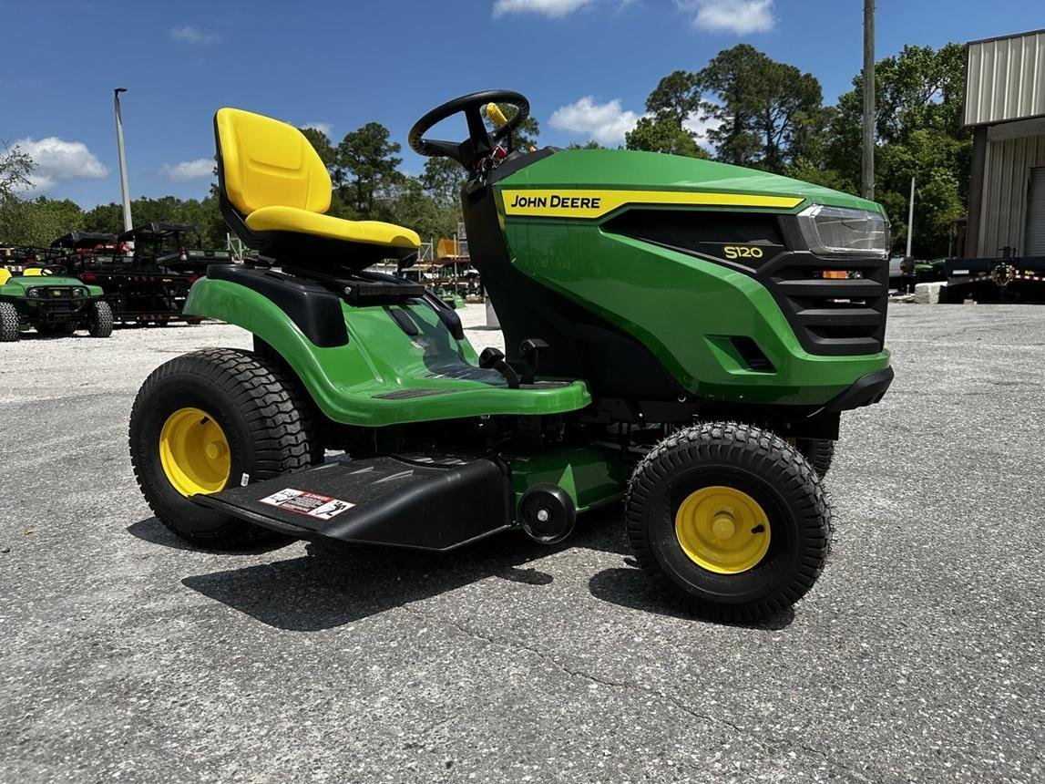John Deere S120 42 in. 22 HP V-Twin Gas Hydrostatic Riding Lawn Mower - Image 2