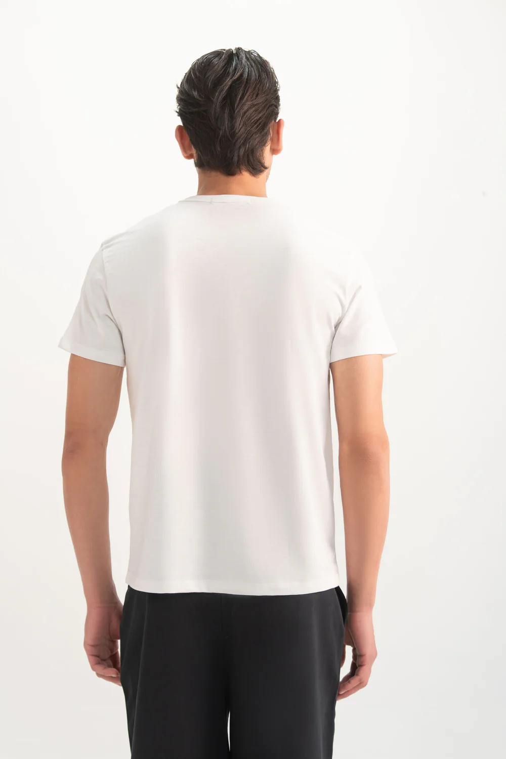 Soyle Classic Crew Neck White Tee - Image 2