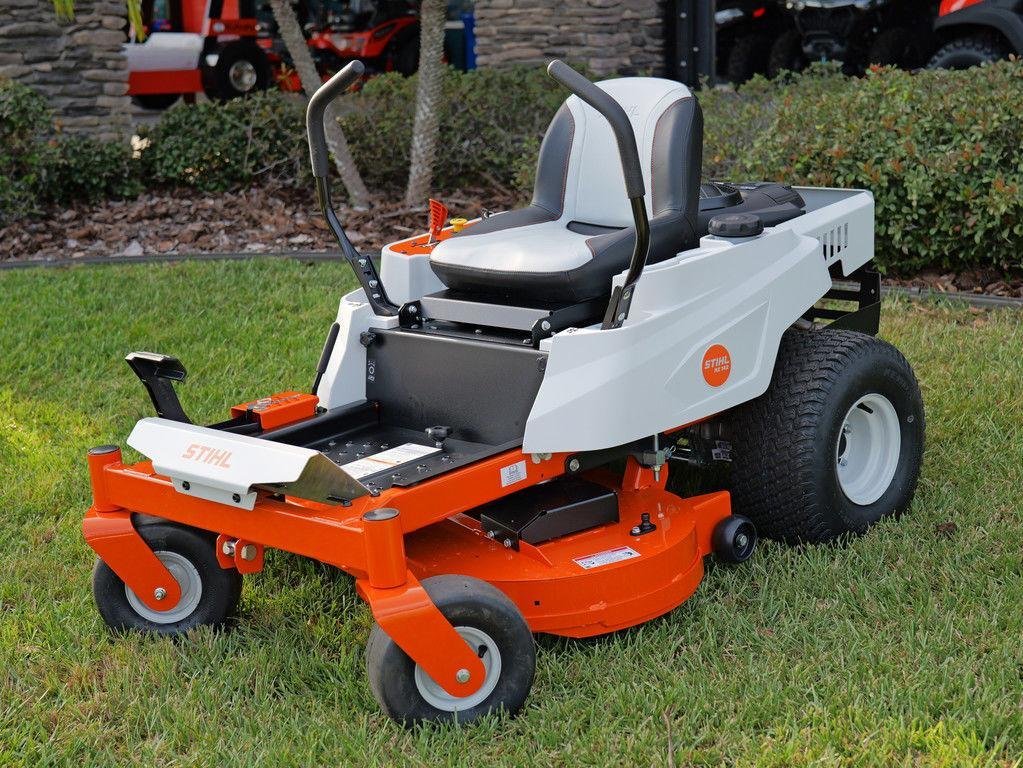 STIHL RZ 142 Z Turn 42" Gas Powered Zero Turn Lawn Mower - Image 3