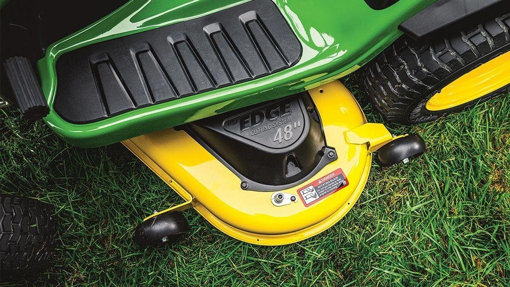 John Deere S120 42 in. 22 HP V-Twin Gas Hydrostatic Riding Lawn Mower - Image 3