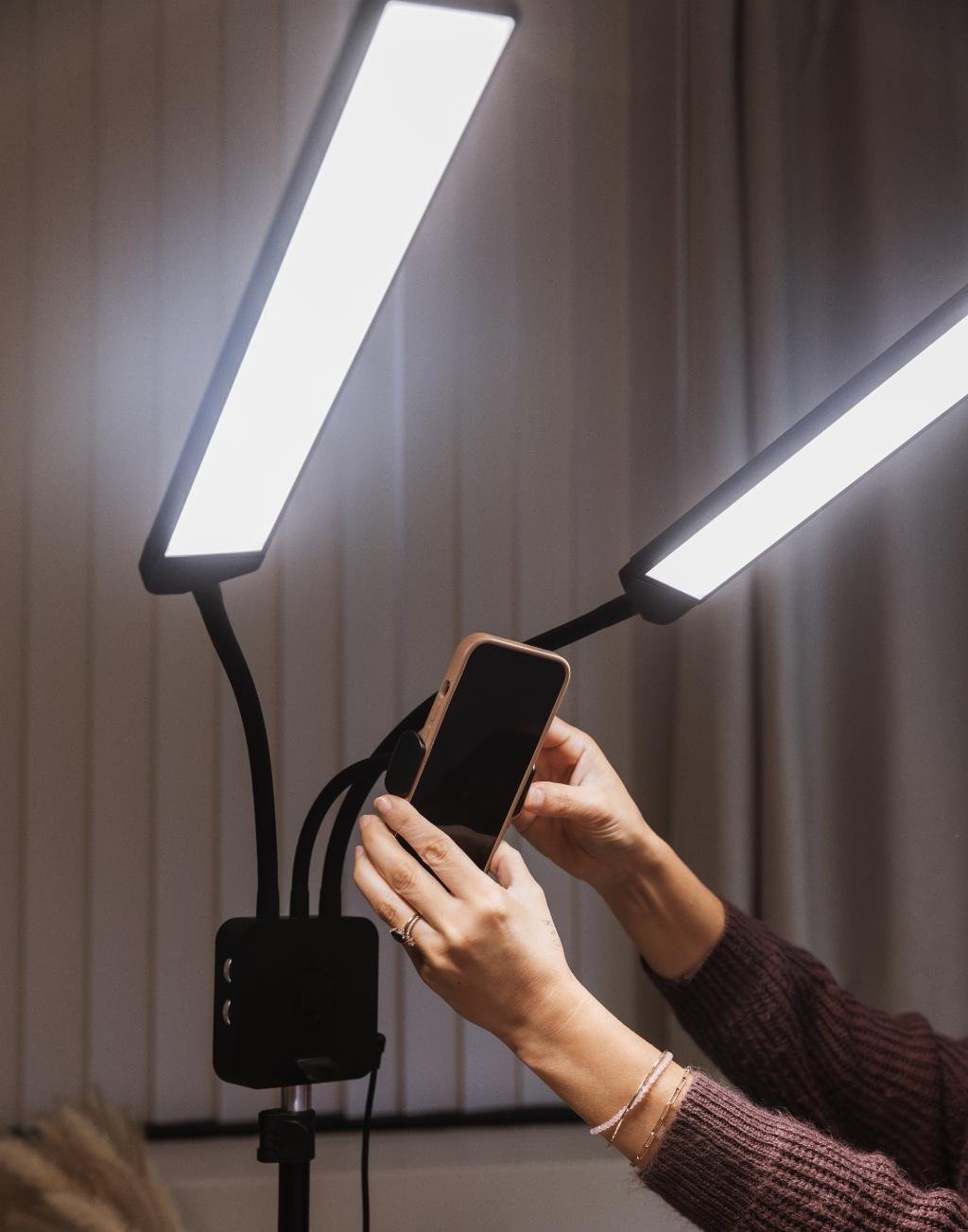 Lume Cube Flex Light Pro LED Panel - Image 3